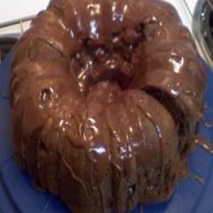 Easy Chocolate Chip Pound Cake_image