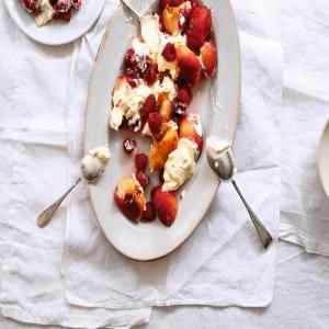 Peaches, Raspberries & Crème Fraîche_image