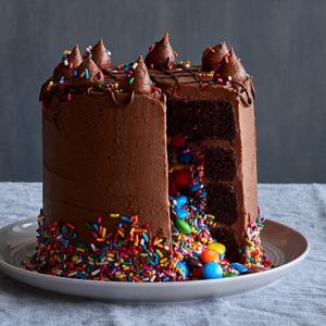 Chocolate Surprise Cake_image