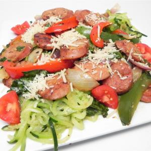 Zucchini Noodles and Summer Vegetables with Sweet Pepper Chicken Sausage_image