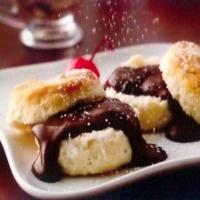 CHOCOLATE GRAVY .. a southern tradition on biscuits_image