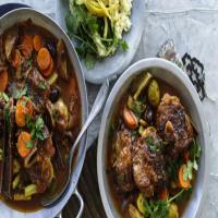 Chicken tagine with figs and olives_image