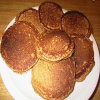 Whole Wheat Gingerbread Pancakes_image