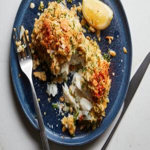 Baked Cod With Buttery Cracker Topping_image