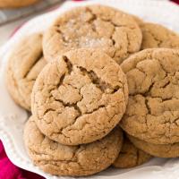 Soft & Chewy Gingersnap Cookies_image