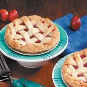 Little Cherry Pies Recipe_image