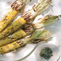 Grilled Corn with Cilantro Salt_image
