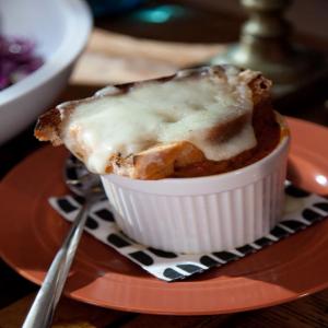 Charred Tomato Soup with Melted Mozzarella_image