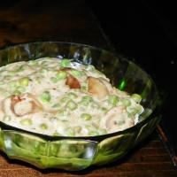 Decadent, Peas With Baby Onions and Cream_image