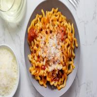 Spicy Pomodoro With Fusilli Lunghi_image