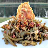 Balsamic Pancetta Green Beans With Shallots image