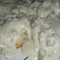 Louisiana Sausage Gravy and Biscuits_image
