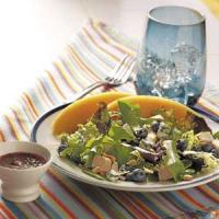 Turkey Salad with Blueberry Vinaigrette_image