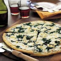 Pizza Bianca with Goat Cheese and Greens_image