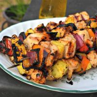 Caribbean-Inspired Grilled Chicken Kabobs_image