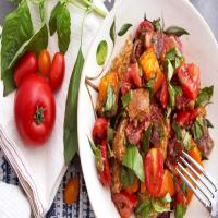 Classic Panzanella Salad (Tuscan-Style Tomato and Bread Salad) Recipe_image
