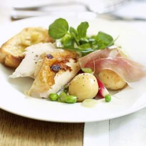 Herby roast chicken with garlic lemon toasts_image