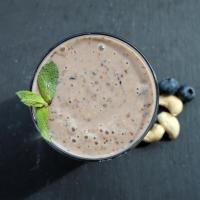 Dreamy Cashew Butter Smoothie with Banana, Berry, Dates, and Flax_image