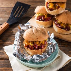 Memphis-Style Sausage and Cheese Sandwiches_image
