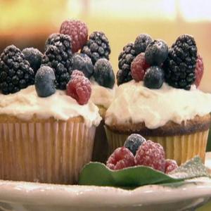 Polenta Birthday Cupcakes with Mascarpone Frosting_image