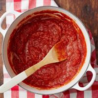 Quick homemade tomato sauce_image