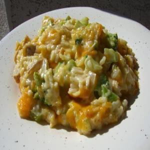 Mom's Cheesy Broccoli Rice Casserole_image
