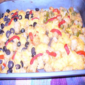 Taco Tots With Cheese, Peppers & Olives_image