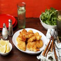 Faux Fried Chicken With Quick Arugula Salad_image