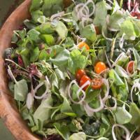 Spring Greens Salad with Traditional Ranch Dressing_image