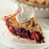 Triple Berry Pie with Granola Crunchy Crumb Topping_image