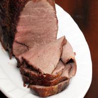 Marinated Sirloin Tip Roast With Herbs and Red Wine_image