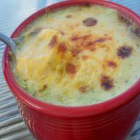 Broccoli Soup With Cheddar Cheese_image