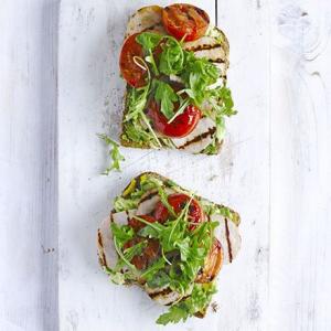 Smoky rashers & tomatoes on toast_image