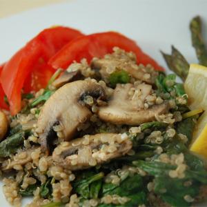 Robin's Quinoa with Mushrooms and Spinach image