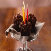 Chocolate Sour Cream Cupcakes_image