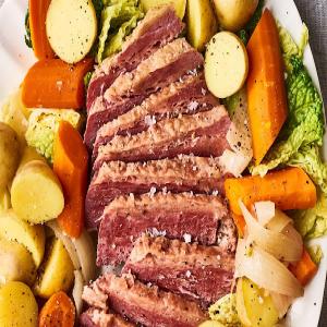How To Make the Best, Easiest Slow Cooker Corned Beef and Cabbage_image