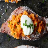 Salt-Rubbed Sweet Potatoes With Sour Cream and Chives_image