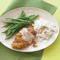 Country-Fried Steak with Green Beans and Rice_image