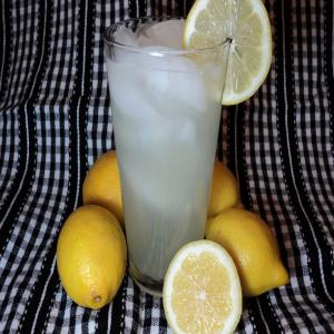 Old-Fashioned Lemonade_image