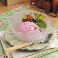 Strawberry Cheesecake Ice Cream_image