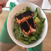 Blackened Salmon Caesar Salad_image