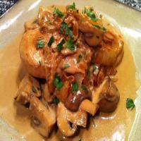 Pan Seared Chicken With Balsamic Cream Sauce_image