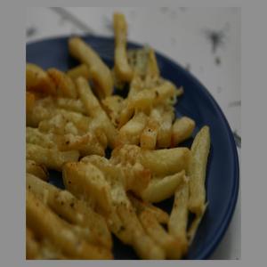 Cheesy Garlic and Herb Chips (Fries)_image