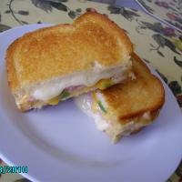 Spicy Ham and Grilled Cheese Sandwich_image