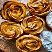 Puff Pastry Apple Roses_image