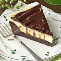 Brownie Cheesecake Snickers Pie_image