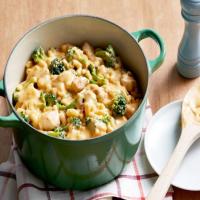 Mac and Cheddar Cheese with Chicken and Broccoli image