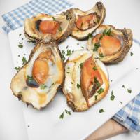 Electric Smoker Smoked Oysters_image