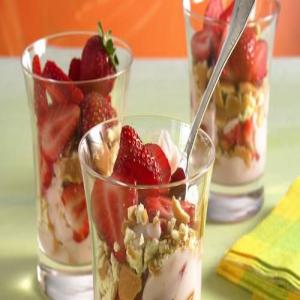 Strawberry-Banana Yogurt Parfaits image