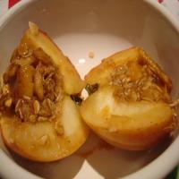 Caramel Baked Apple Crisps image